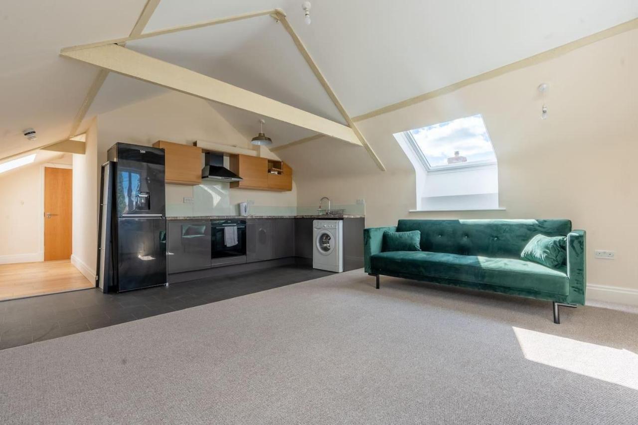 Apartamento Charming 1-Bed Loft In Caerleon Newport  Exterior foto