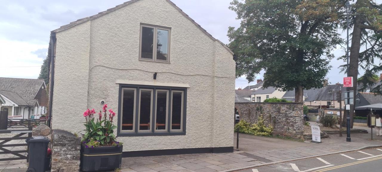 Apartamento Charming 1-Bed Loft In Caerleon Newport  Exterior foto