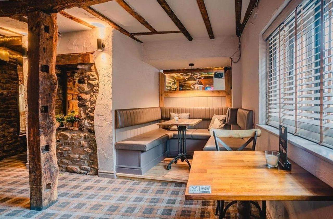Apartamento Charming 1-Bed Loft In Caerleon Newport  Exterior foto